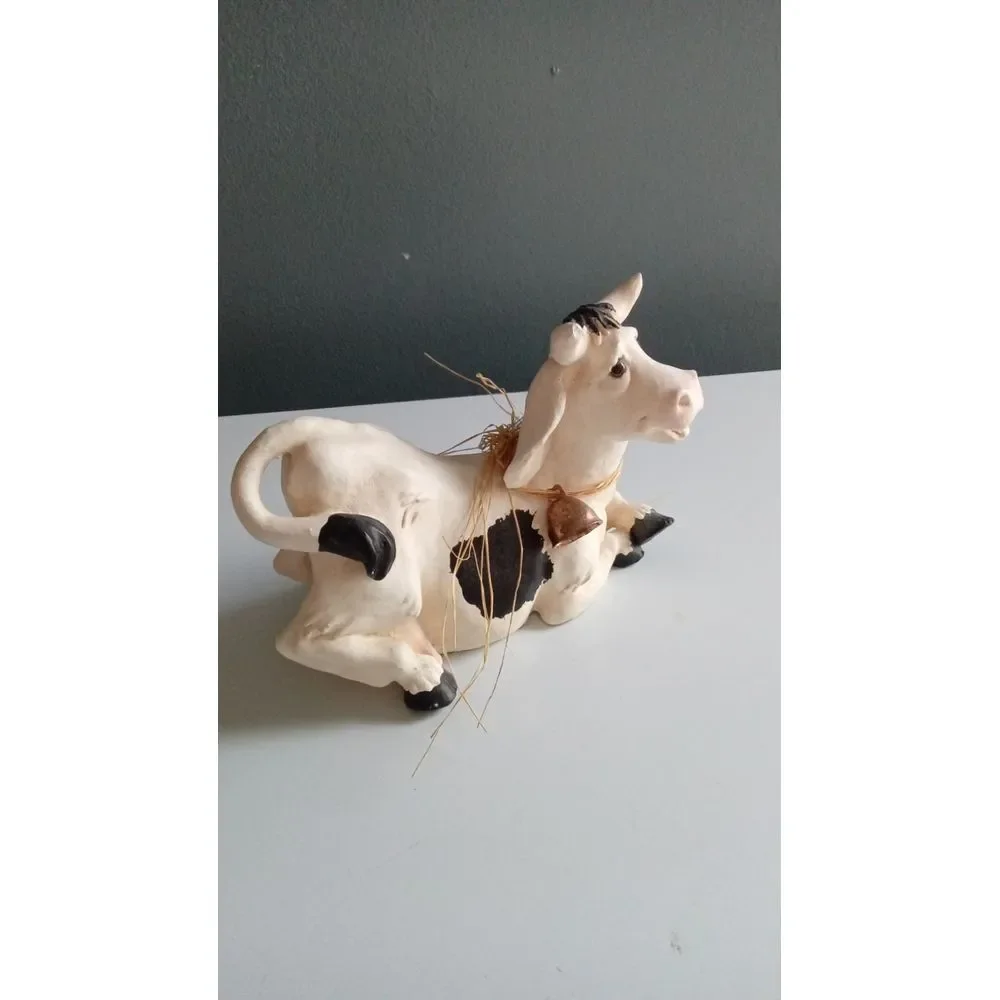 Vintage Ceramic Cow Figurine Farmhouse Decor Black and‎ White Holstein Style
